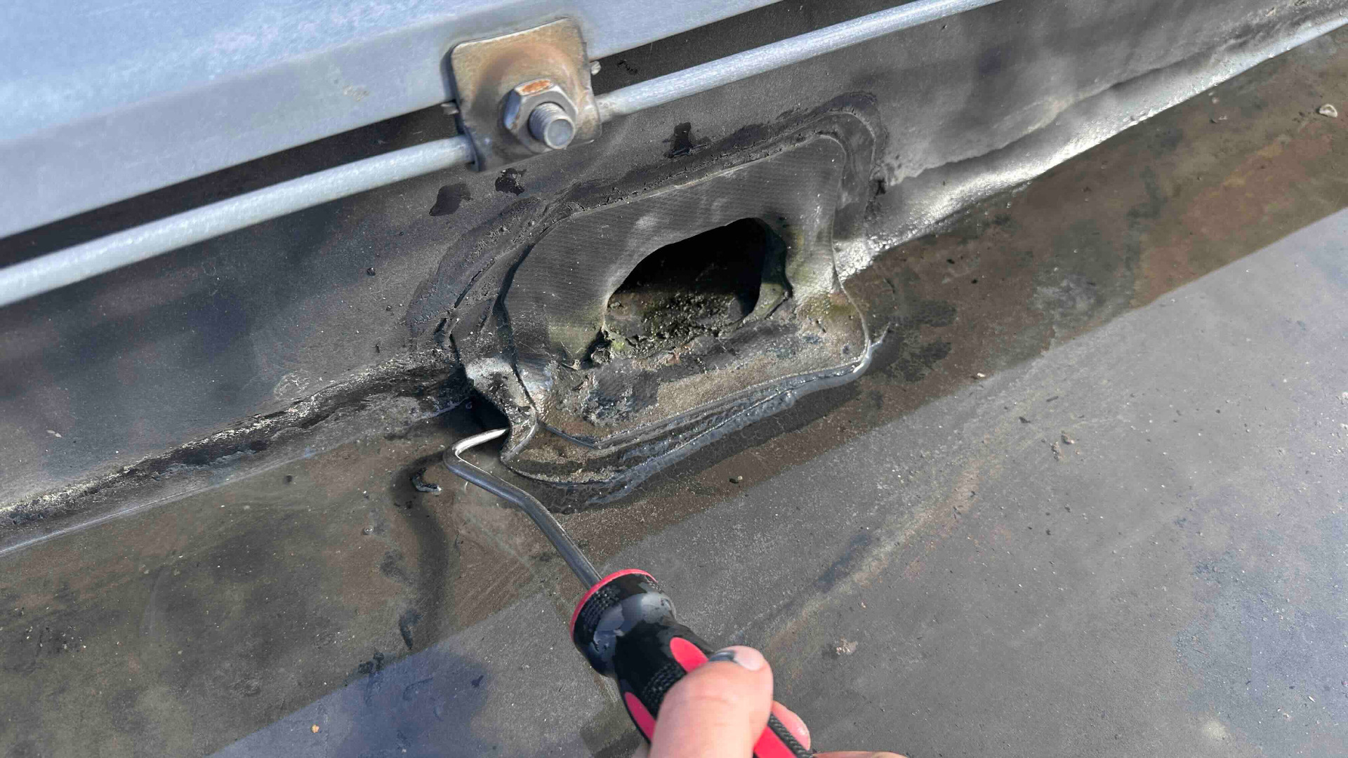 Opracování detailů u EPDM fólie